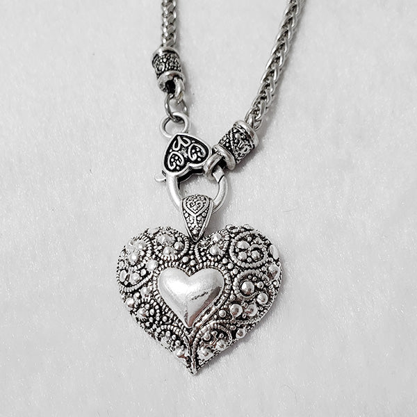 Heart & Lock Clasp Rhodium Necklace - The Pearl & Stone Jewelry