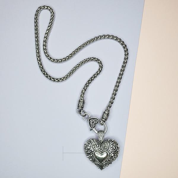 Dora's Heart & Lock Clasp Rhodium Necklace