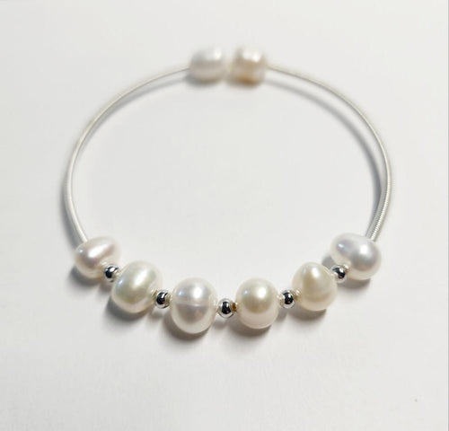 Delicate Silver Pearl Bracelet