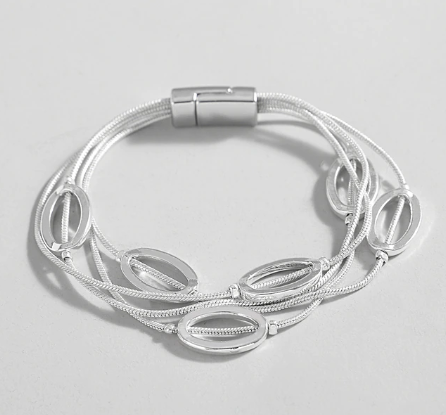 Simple Hollow Oval bracelet