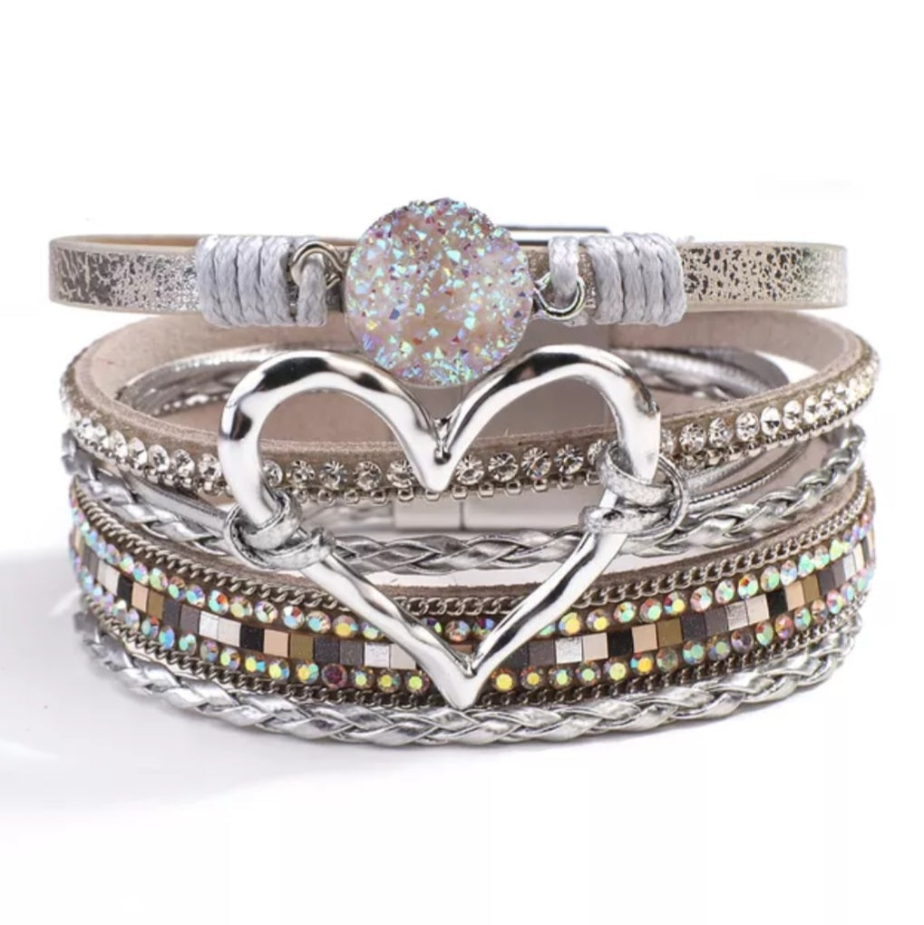 Kiki's Heart Bracelet - The Pearl & Stone Jewelry 