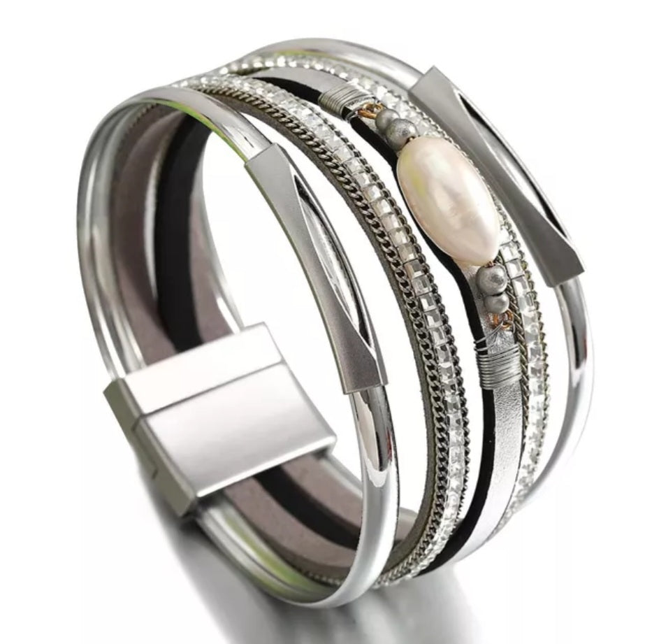 Single Pearl Cuff - The Pearl & Stone Jewelry 