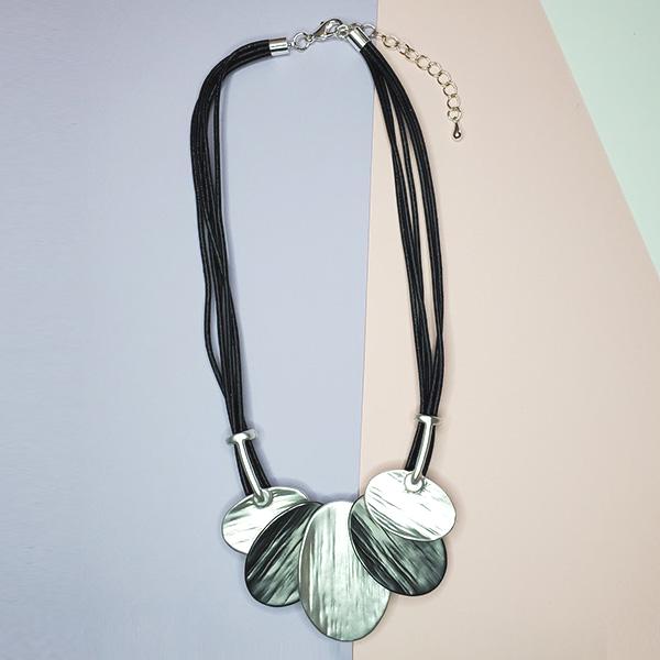 The Lauren Necklace